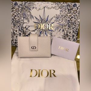New!! Dior card case.